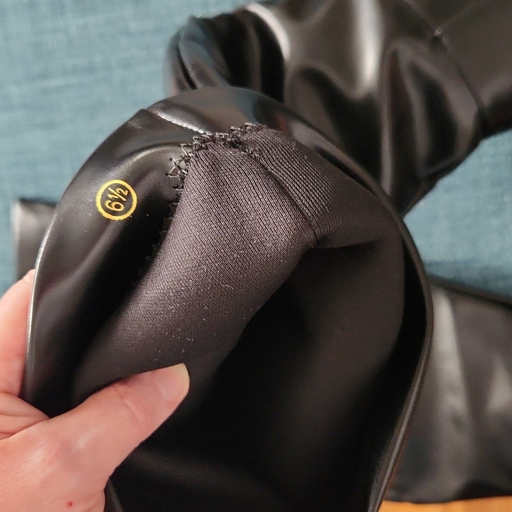 Over The Knee Black Boots - Picture 12 of 13